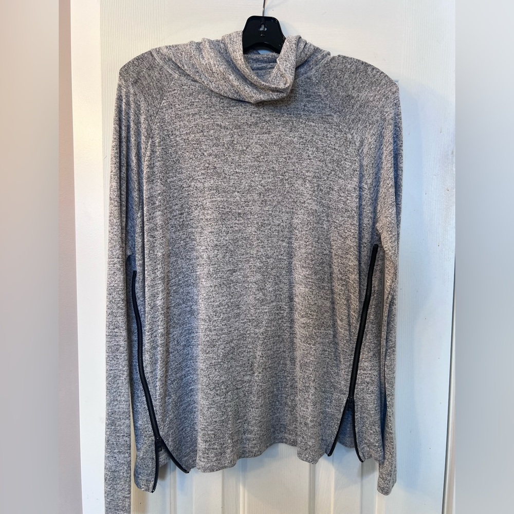 Rag & bone Gray Long Sleeve Cowl Neck Top